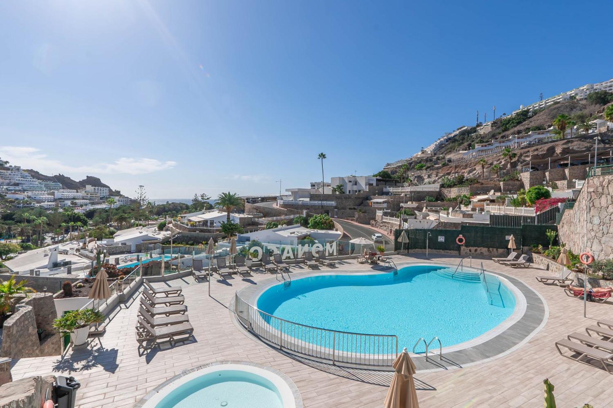 With Sea View And Pool